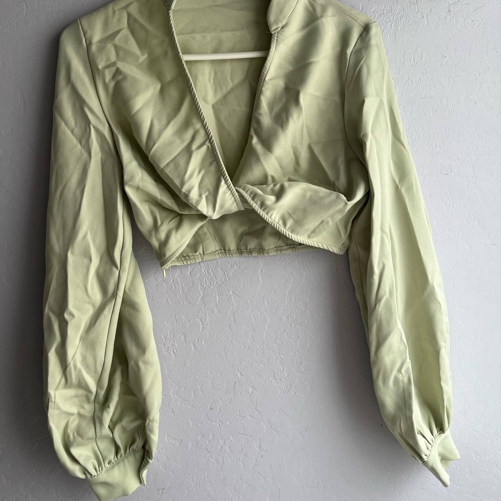 PrettyLittleThing Light Green Blouse